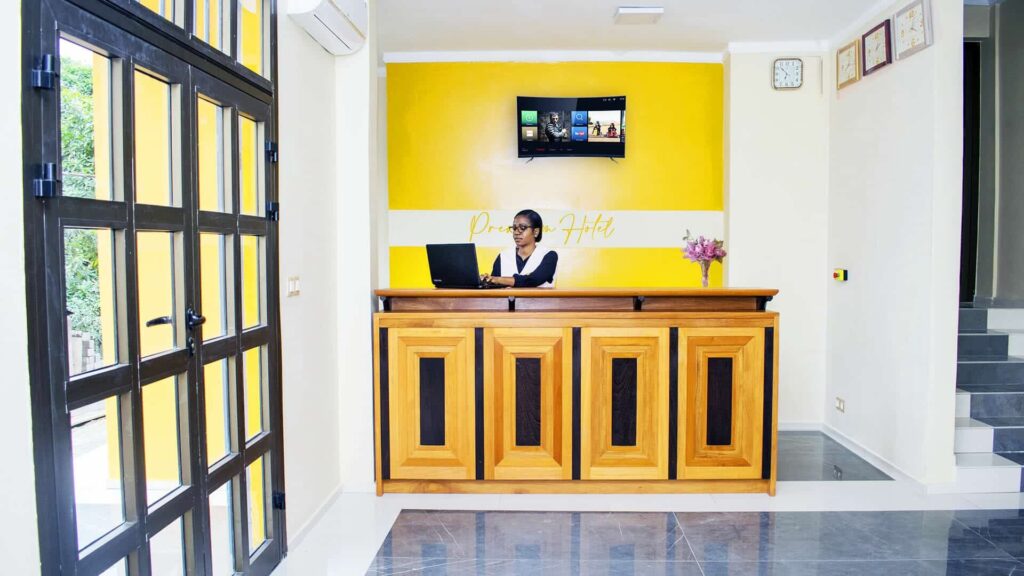 accueil premium hôtel 1 (1)